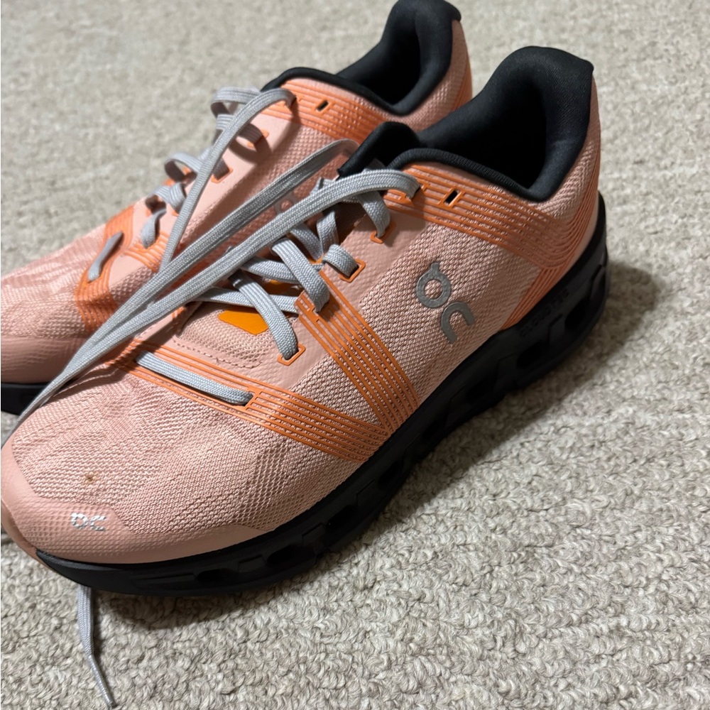 On Cloudgo running shoes - <10miles